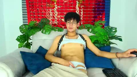 Thiago Saenzz online show from 23, 2, 2026