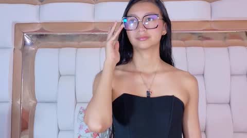 Eva  online show from 15, 3, 2026