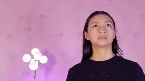 Eva  online show from 23, 3, 2026