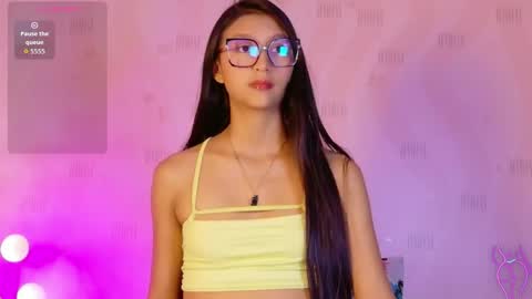 Eva  online show from 11, 4, 2026