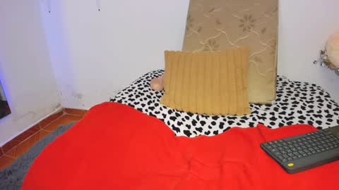 THIN PRINCESS  online show from 8, 2, 2025