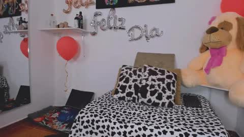 THIN PRINCESS  online show from 21, 2, 2025