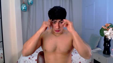 MICHAEL AND CRISS online show from 15, 10, 2025