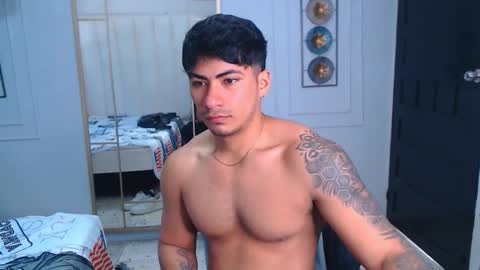 MICHAEL AND CRISS online show from 17, 1, 2026