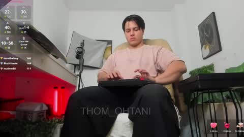 Snapshot of thom_ohtani chatting on 8, 6, 2026 thom_ohtani online show from 8, 6, 2026