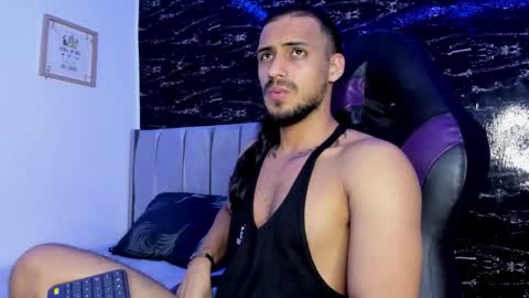 Thomas online show from 19, 10, 2025