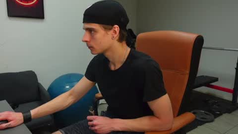 THOMAS BRONS online show from 22, 6, 2026