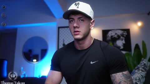 Thomas Falcon online show from 13, 2, 2025