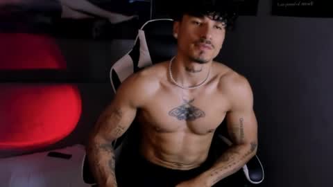 Thomas 3  JUST STAY AND BE MY LAST LOVE online show from 20, 4, 2026