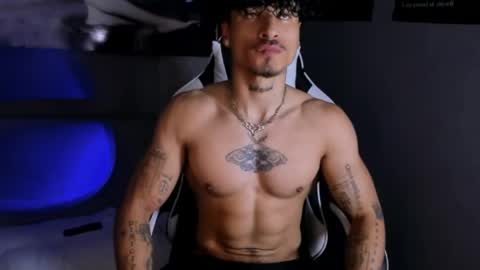 Thomas 3  JUST STAY AND BE MY LAST LOVE online show from 21, 4, 2026