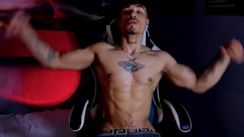 Thomas 3  JUST STAY AND BE MY LAST LOVE online show from 28, 4, 2026