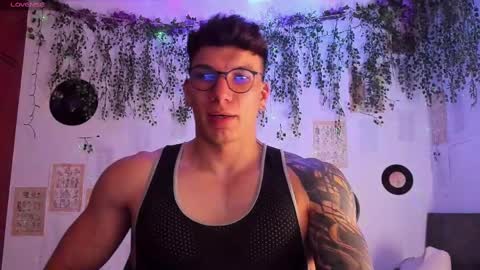 Snapshot of thomas_fuckboy chatting on 9, 2, 2025 Thomas Grey online show from 9, 2, 2025