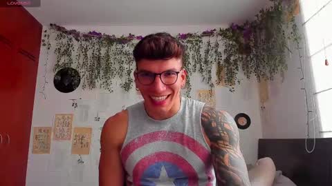 Snapshot of thomas_fuckboy chatting on 10, 2, 2025 Thomas Grey online show from 10, 2, 2025