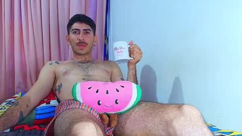 thomas_ks11 online show from 25, 2, 2025