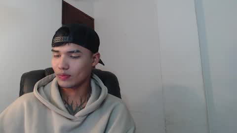 Thomas online show from 4, 12, 2024