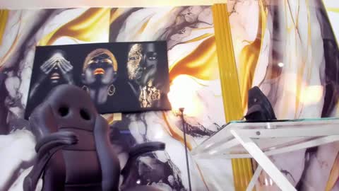 Thomas online show from 8, 3, 2025