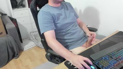 thommy2008 online show from 12, 9, 2025