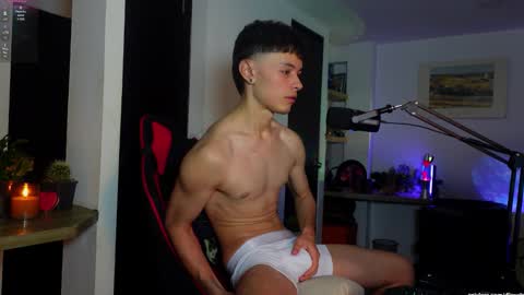 Snapshot of thoroughbredxx chatting on 27, 2, 2026 L e a n d e r 25OFF ON MY OF online show from 27, 2, 2026