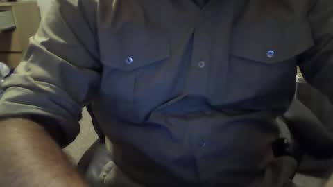 Snapshot of threekuruze chatting on 2, 11, 2025 threekuruze online show from 2, 11, 2025