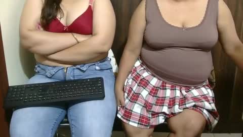 kabir 32 guy khushi 31 wife kavya 23 sexy frnd online show from 11, 7, 2026