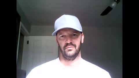 Snapshot of throbinwilliam chatting on 10, 9, 2025 Throbin Williams online show from 10, 9, 2025