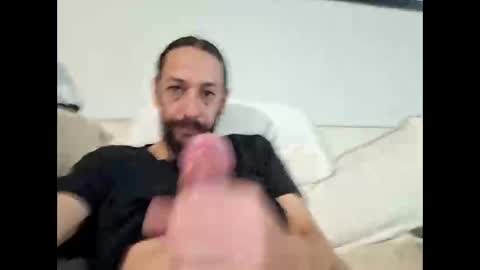 Snapshot of throbster513 chatting on 15, 1, 2026 throbster513 online show from 15, 1, 2026
