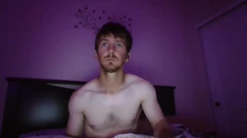 Snapshot of throw11 chatting on 12, 10, 2025 Throw11 online show from 12, 10, 2025