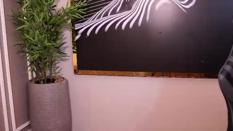 Snapshot of tian_brooks chatting on 23, 6, 2026 Tian Brooks online show from 23, 6, 2026
