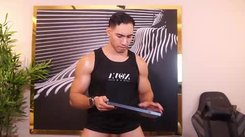 Snapshot of tian_brooks chatting on 30, 6, 2026 Tian Brooks online show from 30, 6, 2026