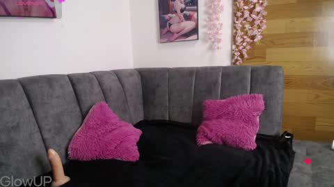 Snapshot of tiana_rosse_ chatting on 5, 2, 2025 tiana_rosse_ online show from 5, 2, 2025