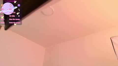 Snapshot of tianale chatting on 4, 10, 2025 Tiana Le online show from 4, 10, 2025