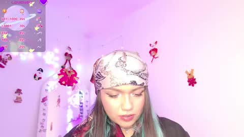 Snapshot of tianale chatting on 28, 11, 2025 Tiana Le online show from 28, 11, 2025