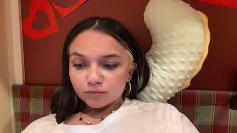 Tiana Le online show from 26, 5, 2026