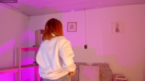 Tiarha online show from 12, 1, 2025