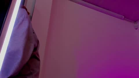 Tiarha online show from 9, 2, 2025