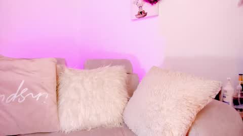 Tiarha online show from 11, 2, 2025