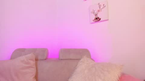 Tiarha online show from 20, 2, 2025