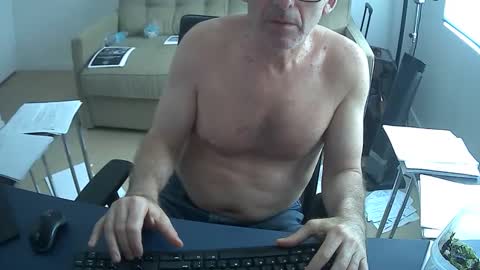 Snapshot of tied__up chatting on 23, 1, 2025 JustMe online show from 23, 1, 2025