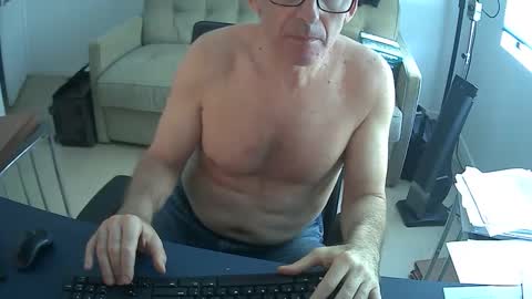 Snapshot of tied__up chatting on 28, 1, 2025 JustMe online show from 28, 1, 2025