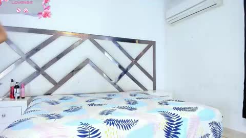 Tifani brown online show from 16, 2, 2026