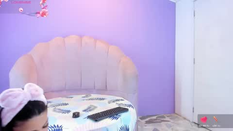 Tifani brown online show from 9, 3, 2026