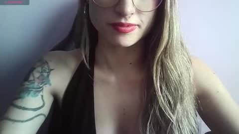 Tifanny online show from 10, 9, 2025