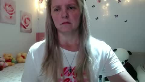 Tifany online show from 6, 3, 2026