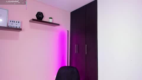 Snapshot of tifanyhills chatting on 24, 9, 2025 Tifany online show from 24, 9, 2025