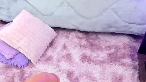 Tiffany online show from 4, 3, 2025