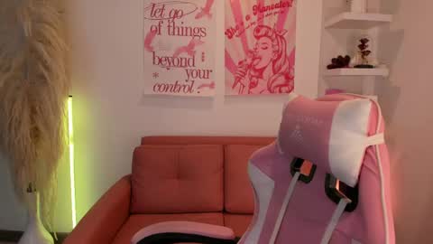 Tiffany online show from 6, 4, 2026