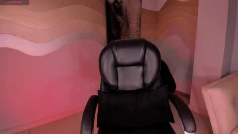 Snapshot of tiffannysins chatting on 11, 10, 2025 Tiffanny Sins online show from 11, 10, 2025