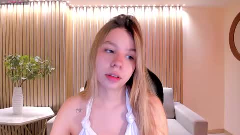 Tiffanny Sins online show from 29, 7, 2026