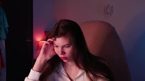 Snapshot of tiffantasy chatting on 21, 2, 2026 Im here on Fridays Saturdays Sundays online show from 21, 2, 2026
