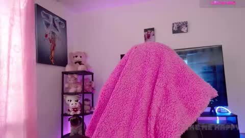 Tiffany Bela online show from 8, 3, 2026